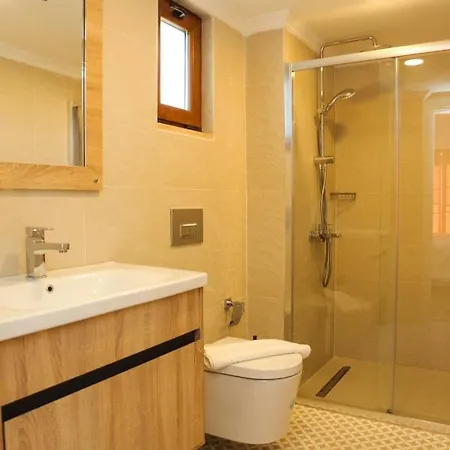 Dalyan Amazing New 6-bedroom Private With Swimming Pool